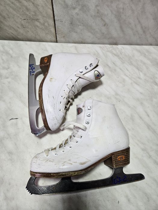 Patine 1072 gheata patinaj artistic Riedell  marime  35  (  22,7 cm)