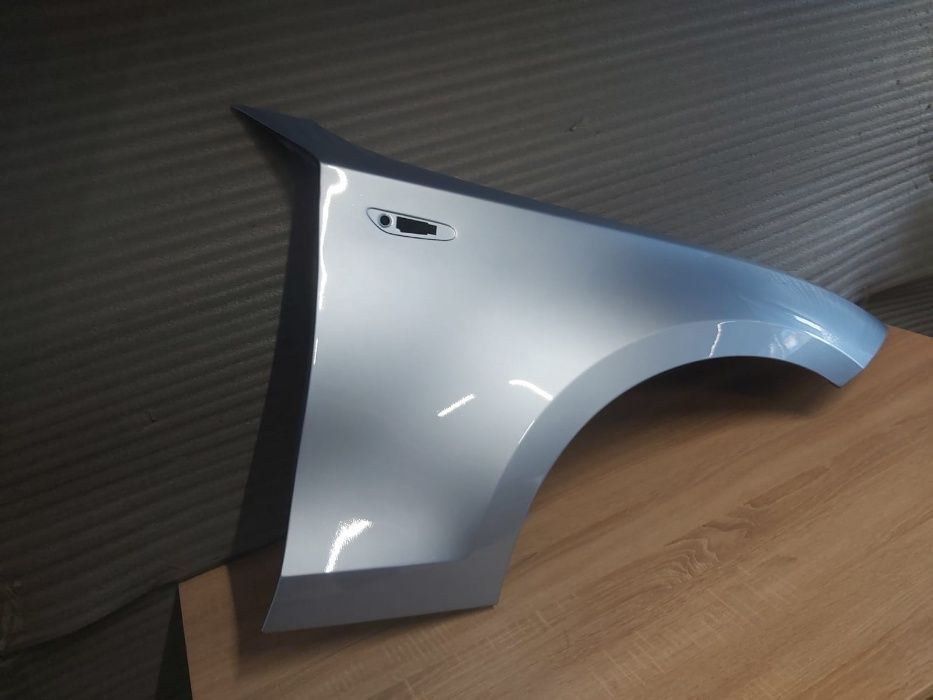 Aripa Fata Dreapta BMW E81/E87 An 2004-2011 (A18 (Albastru))