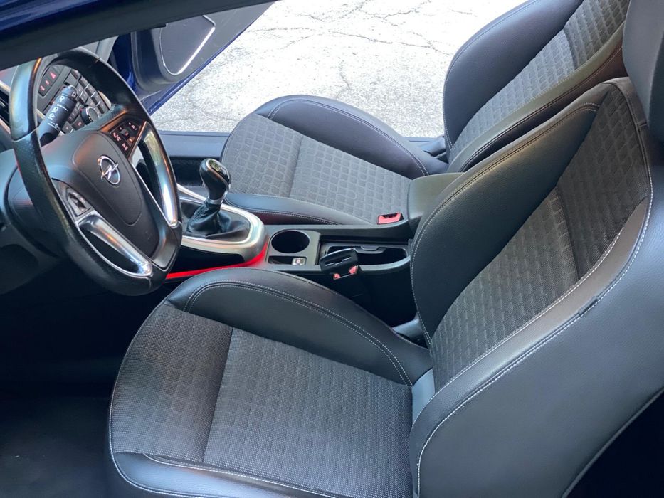 Opel astra j GTC OPC LINE 2014