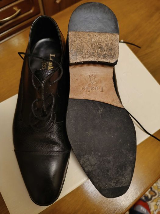 Vând pantofi Loake Nr. 40