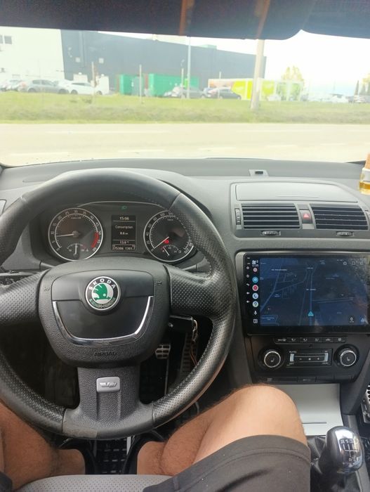 Vând Skoda Octavia 2 Vrs