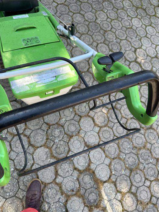 Masina de tuns iarba viking aluminiu cu tractiune