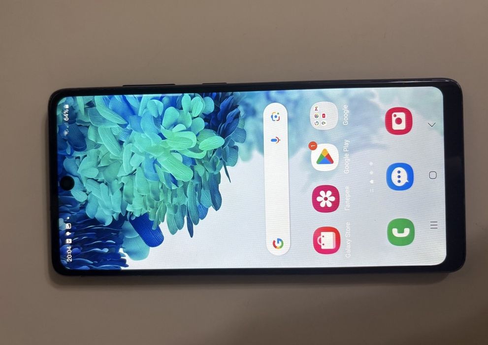Samsung S20 fe 128 гб с коробкой