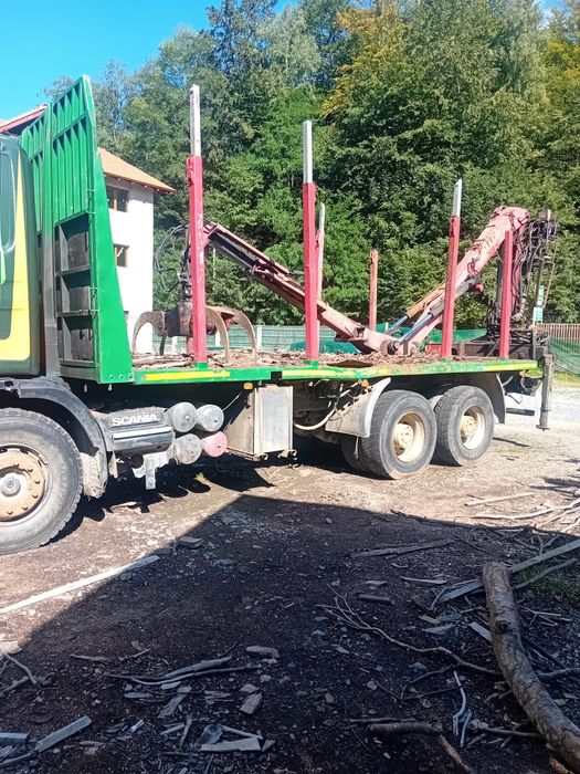 Camion forestier Scania