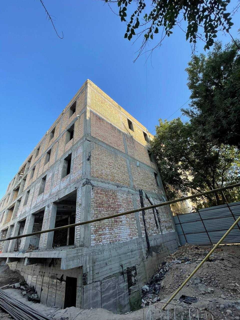Здание под офис БЦ или ТЦ на Юнусабаде 2305 м² 4-эт 6,3-сот 1-линия