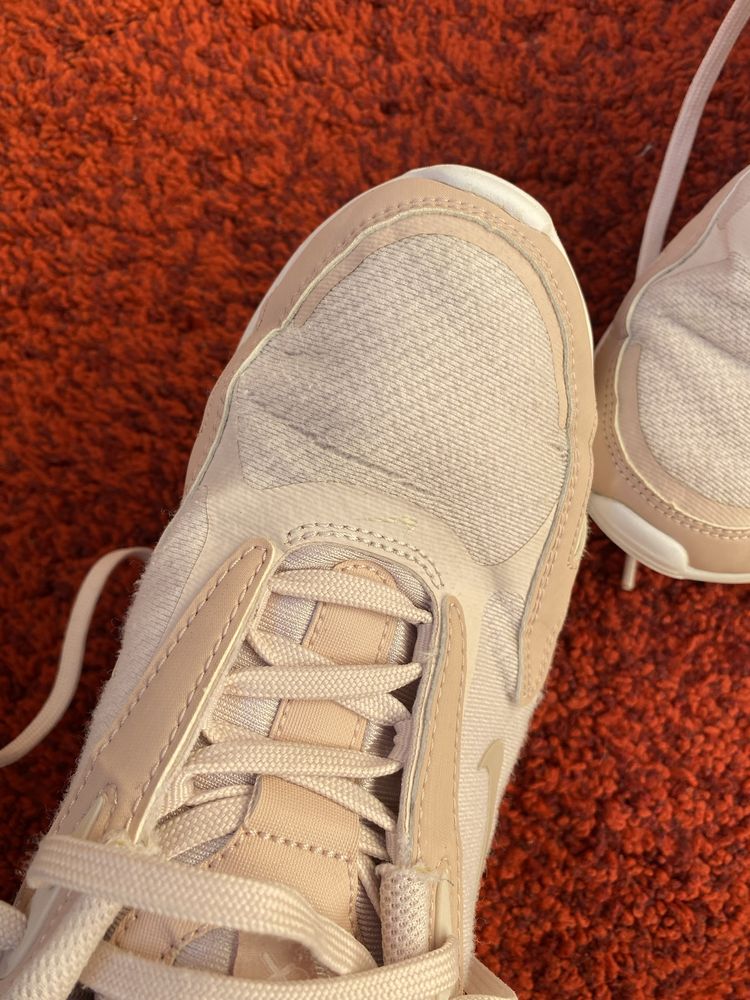 Дамски обувки Nike