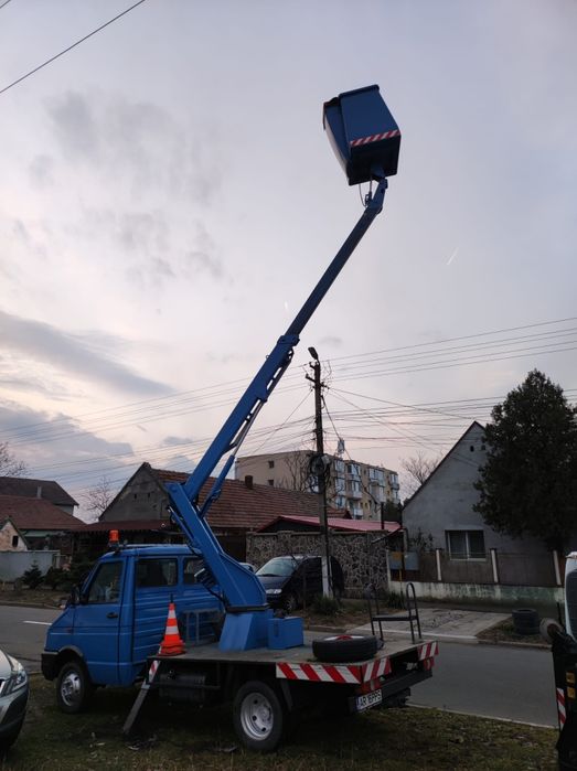 Vand ,Închiriez,schimb- autonacela Iveco 10.5 m