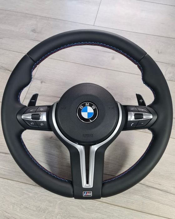 Volan BMW F10 M Packet /F11/F07/F01 NOU
