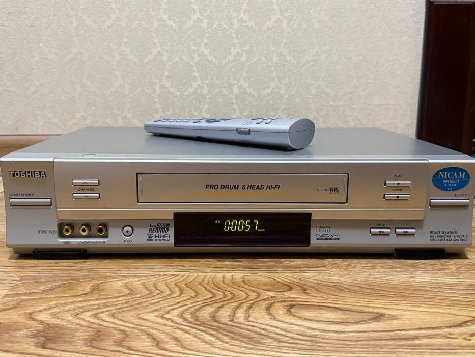 Видеомагнитофон Toshiba 6-Head Hi-Fi German Stereo!
