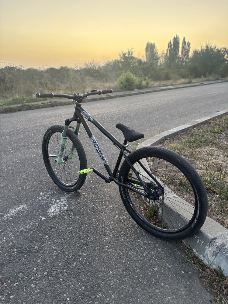 Bicicleta Dirt Jumper Customized, [ACCEPT SI SCHIMB]