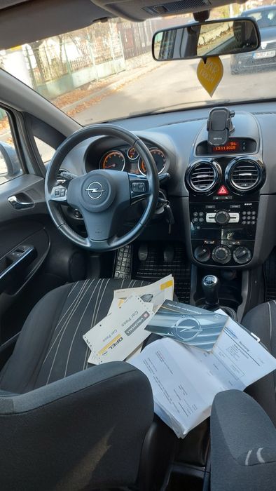 Opel corsa 2011,euro5, 1.2benzină