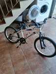 Bicicleta varsta 6-9 ani