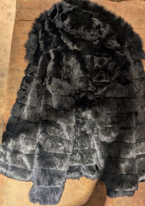 Продам шубу из натурального меха