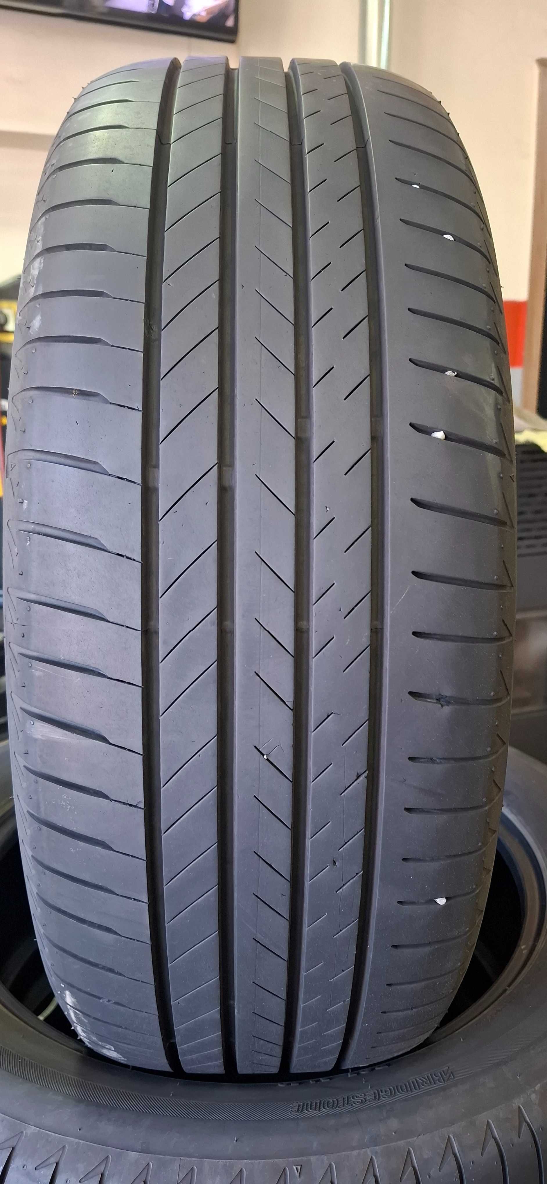 4бр. 235/55/19 Bridgestone 7mm грайфер, дот 22г. Безплатен монтаж