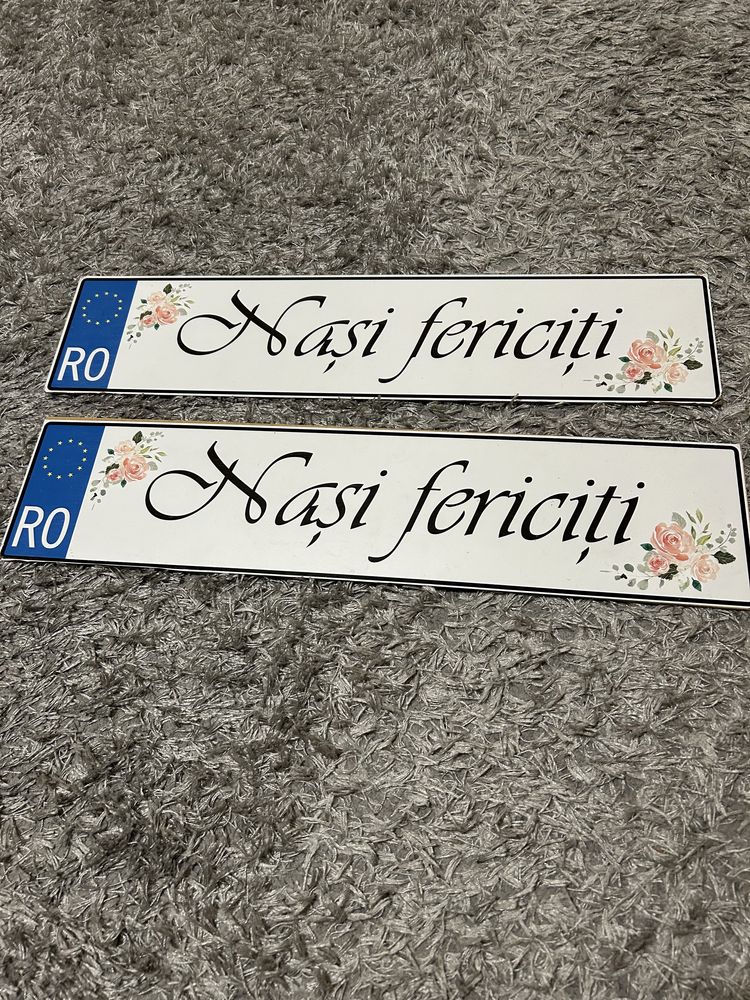 Vand placuta “Bine ati venit” si placute auto “Nasi fericiti”