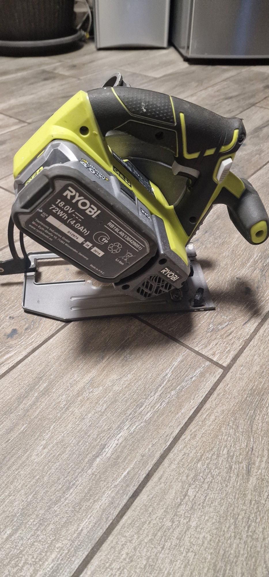 Акумулаторен циркуляр RYOBI R18CS