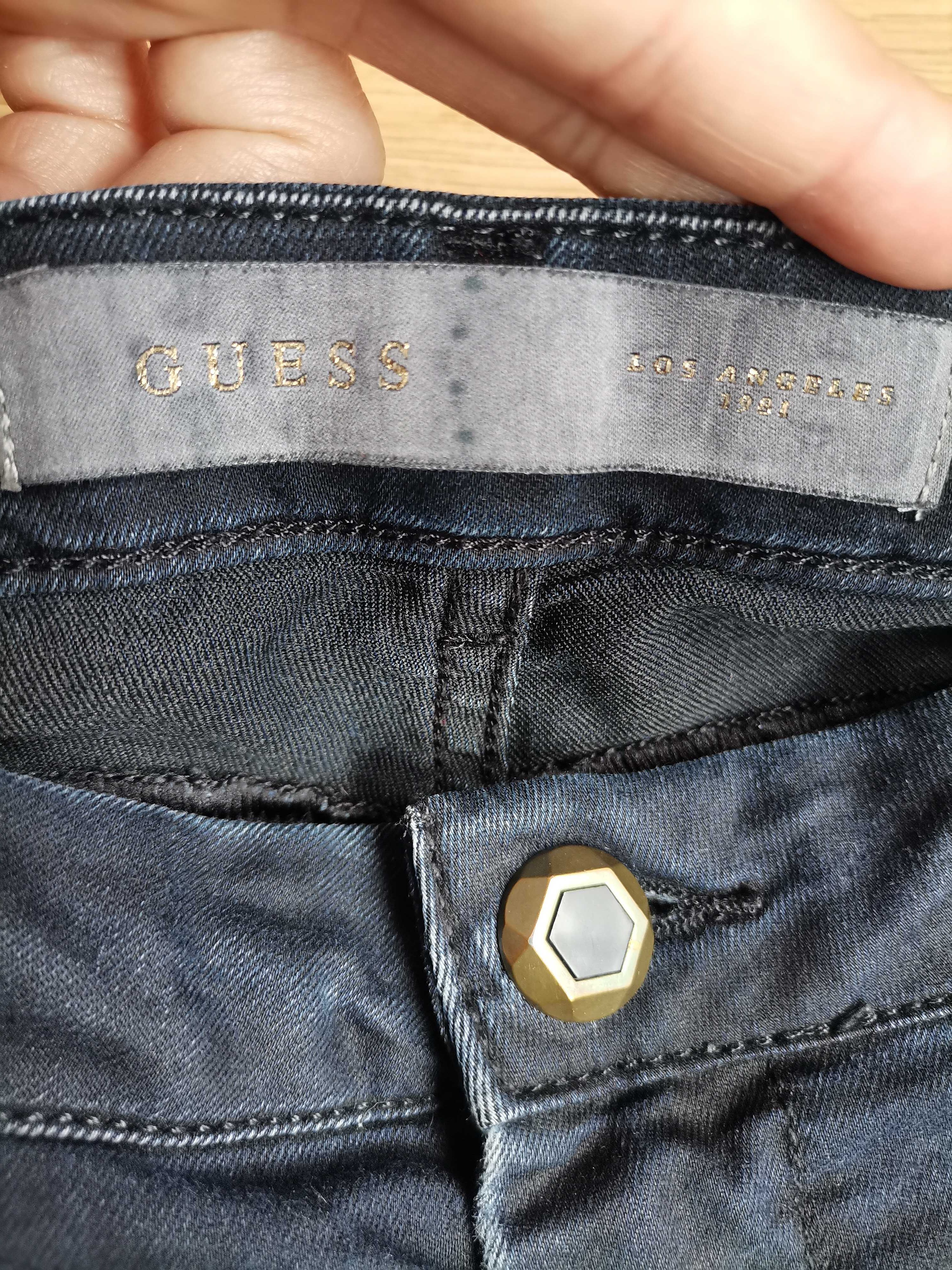 Дамски дънки Guess. Размер 36