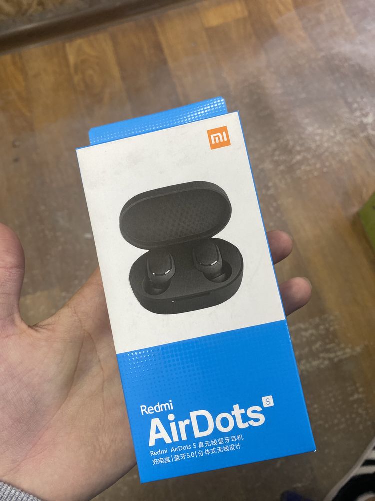 Продам наушник redmi Air Dots