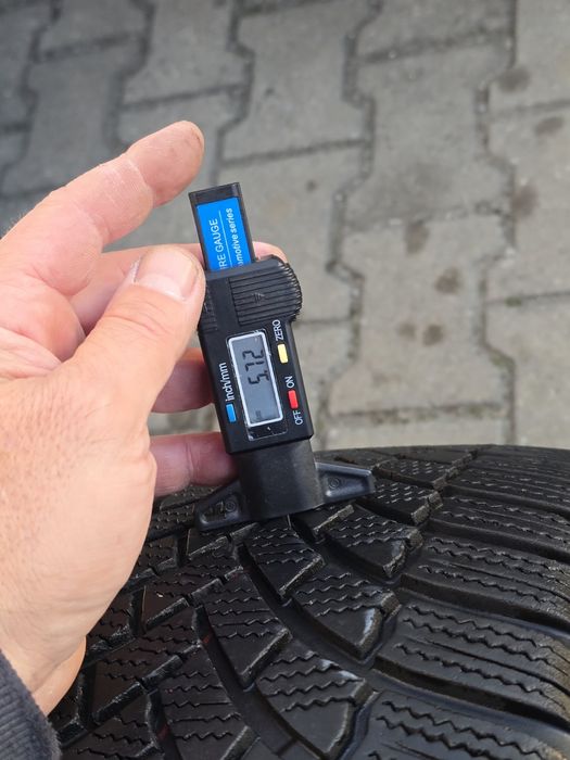 225 45 17 Bridgestone