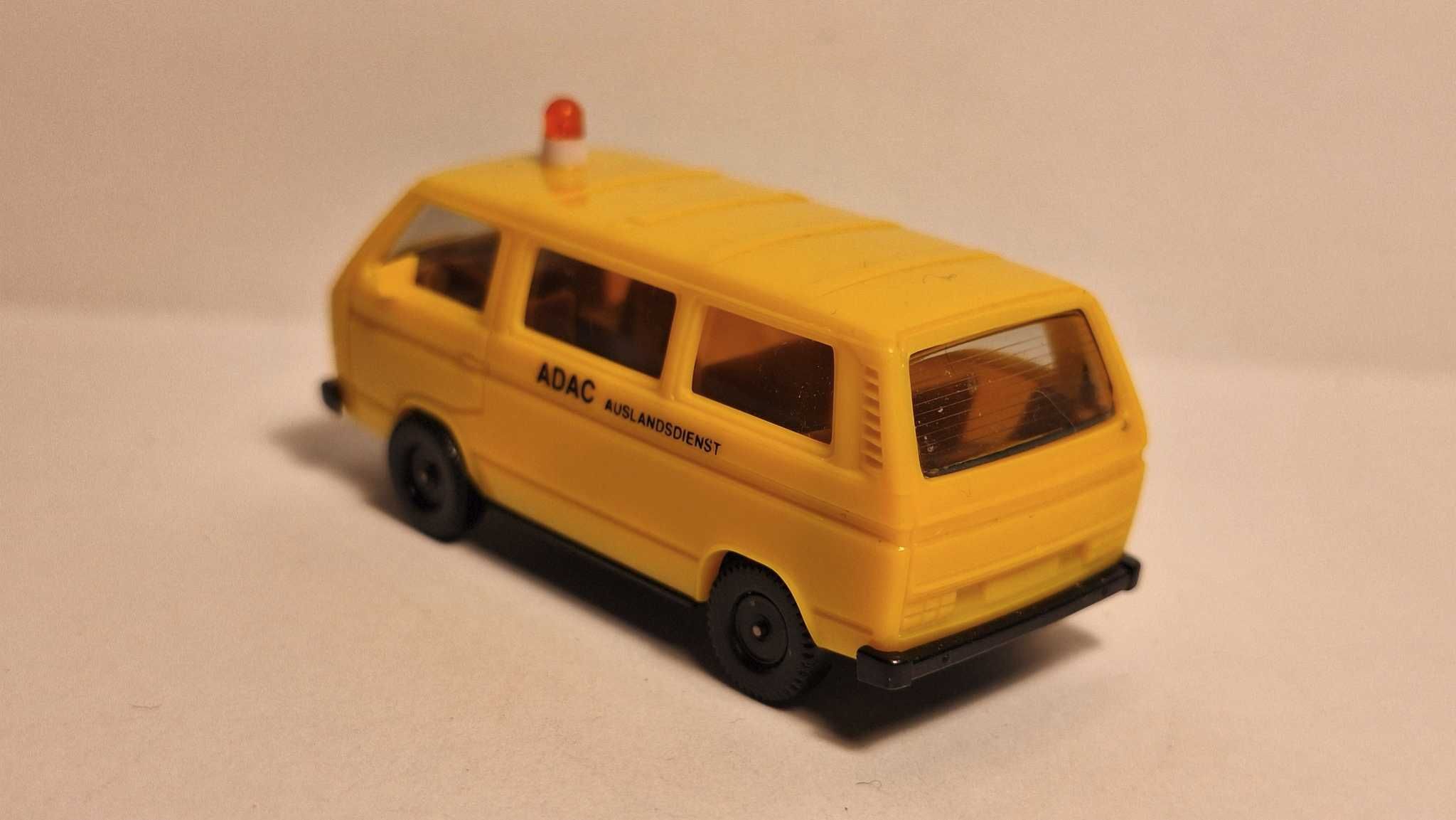 Камиончетa модели 1/87
