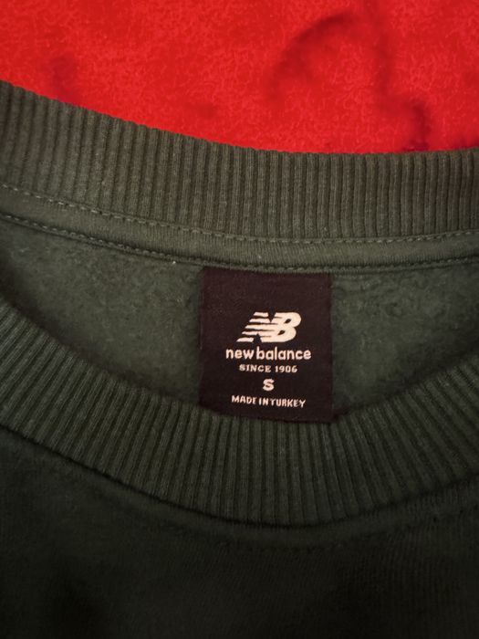 New balance зелена блуза размер S