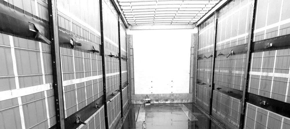 Vand Semiremorca Schmitz