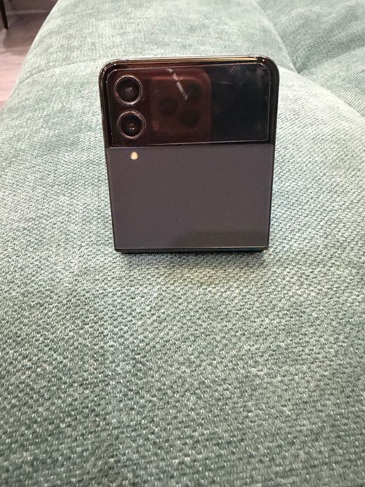 Samsung Z Flip 4