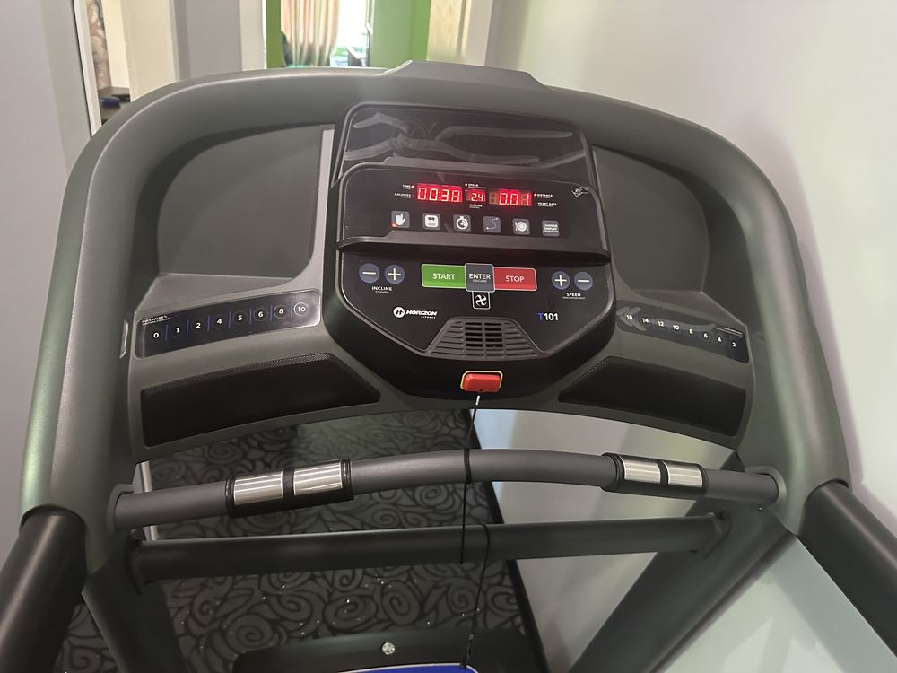 Бягаща пътека Horizon Fitness T101