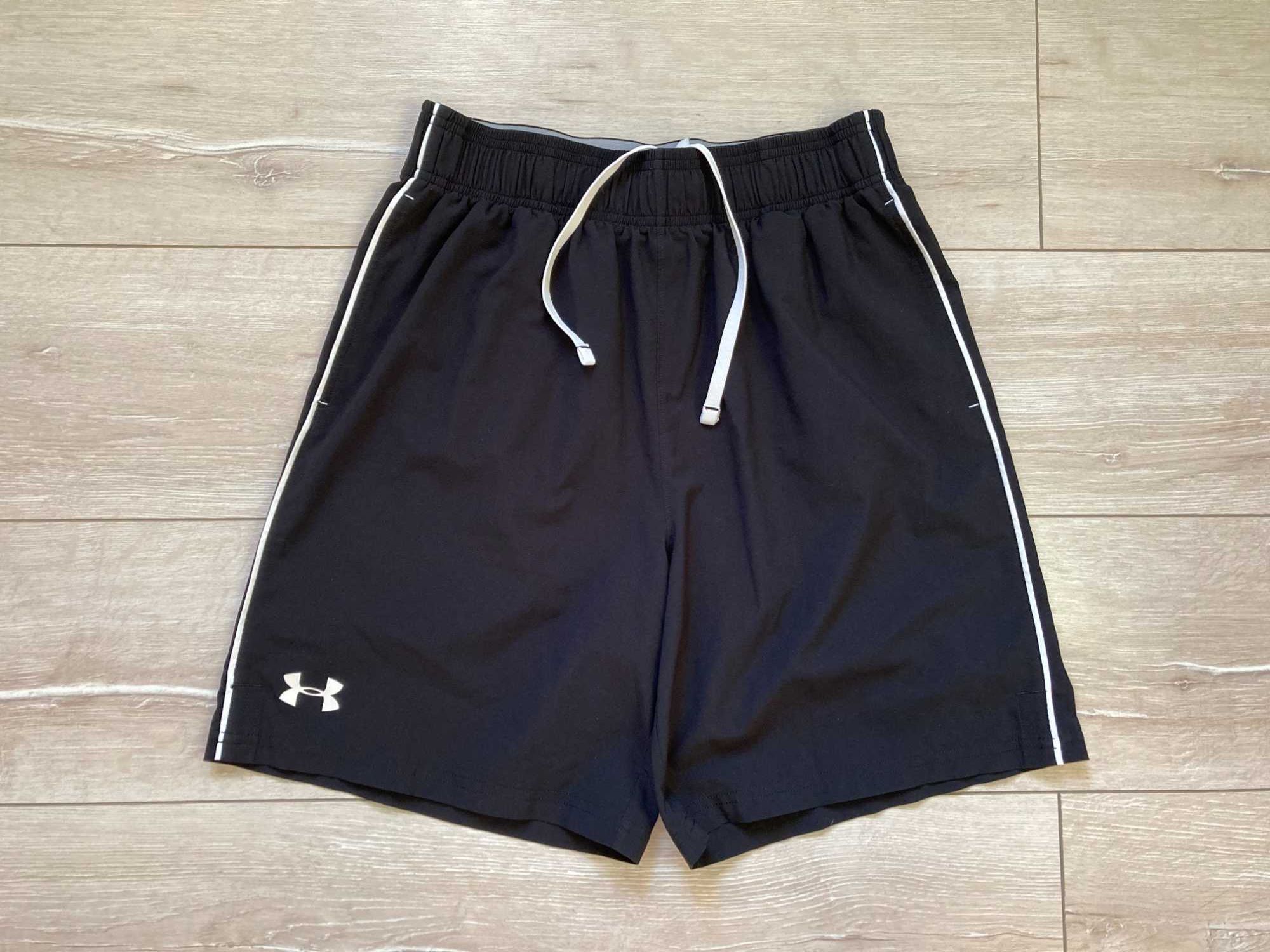 Under Armour Heatgear Loose къси панталони къс панталон шорти М