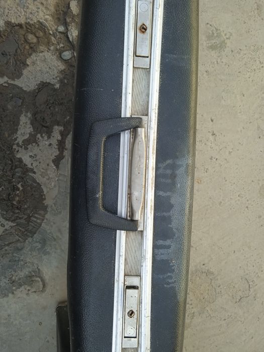 Чемодан . чемодан.