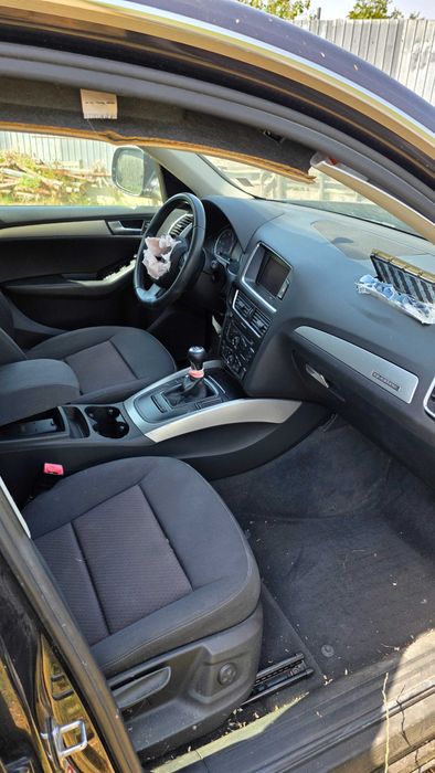 Vând Audi q5 2012 avariat