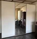 Dressing/Dulap 250/221/58 cm 3 usi culisante alb oglinda