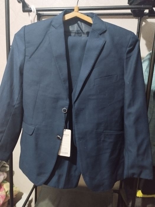 Костюм на мальчика 8-10 лет