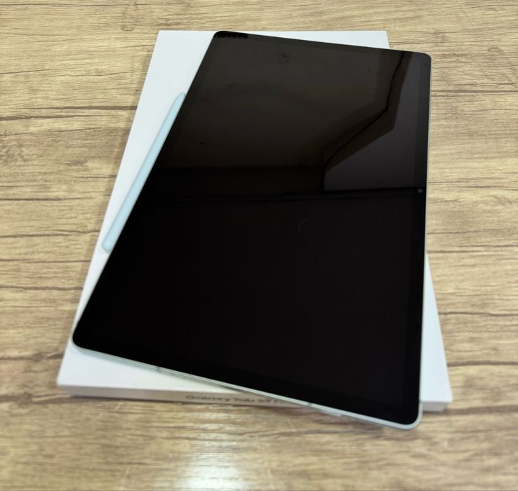 Prodam Idyal Samsung Tab S9 FE plus 12.256 5G