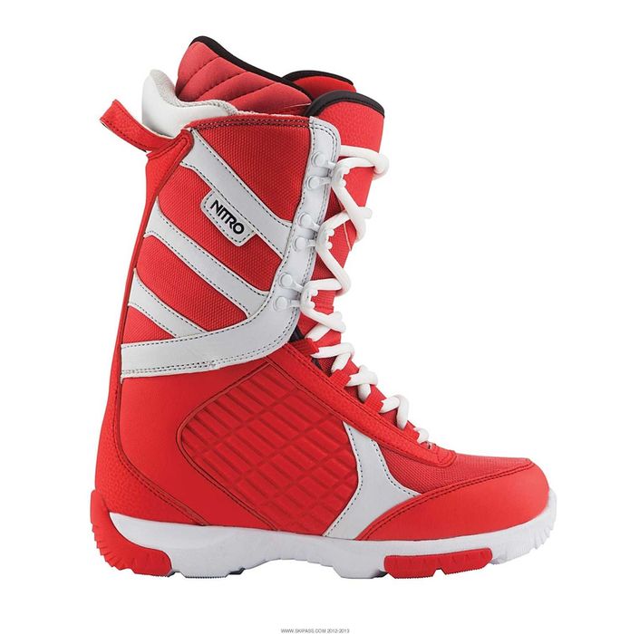 Boots snowboard noi NITRO marimea 38 se potrivesc 36-37