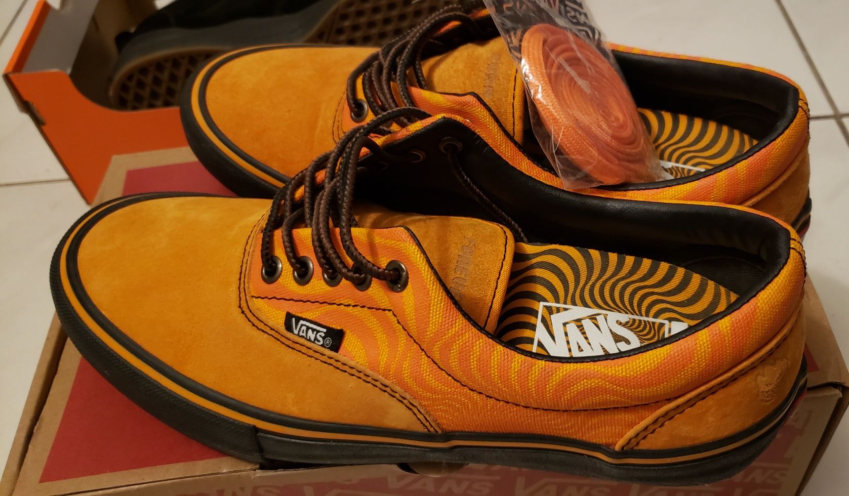 Vans Pro editii limitate 3 perechi Spitfire si Antihero