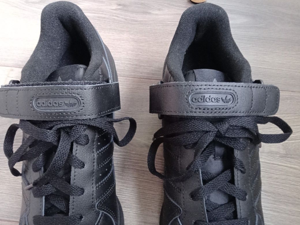 Нови оригинални маратонки ADIDAS, Forum Low,  UK-9 1/2, US-10, FR-44