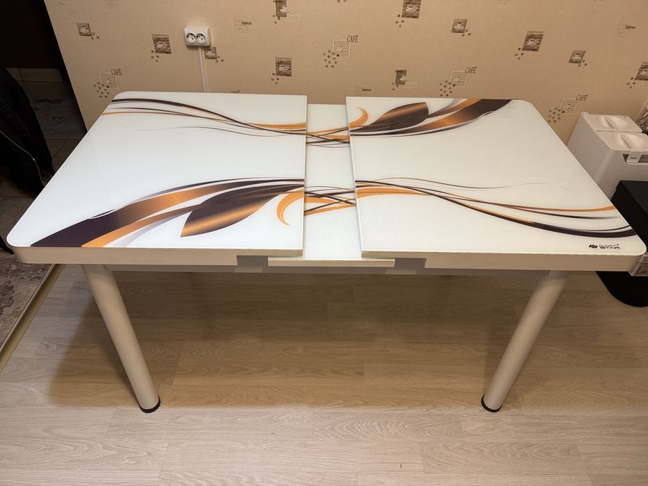 Vand masa de bucatarie sticla