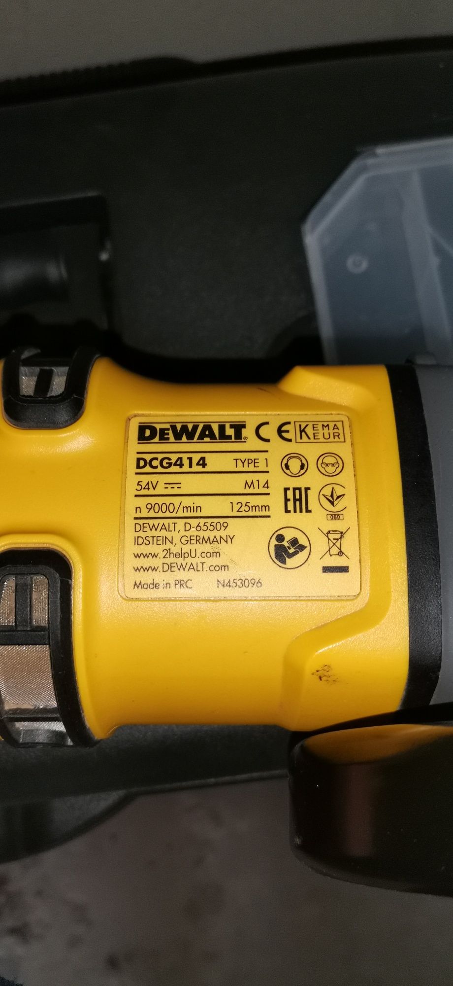 Dewalt dcg414 с 54v батерия