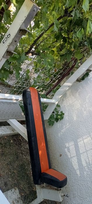 Bancă împins piept