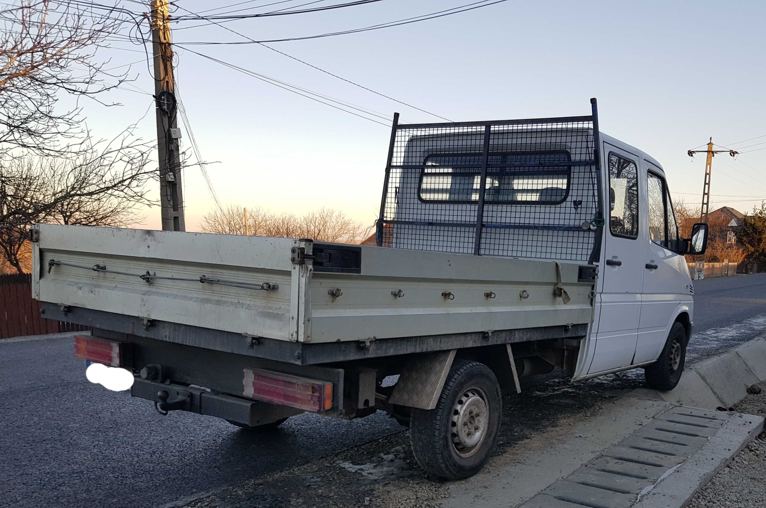 Vand Mercedes sprinter 7 locuri si lada