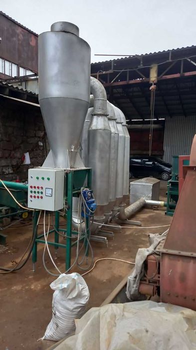 Utilaj pentru producția de brichete pentru foc