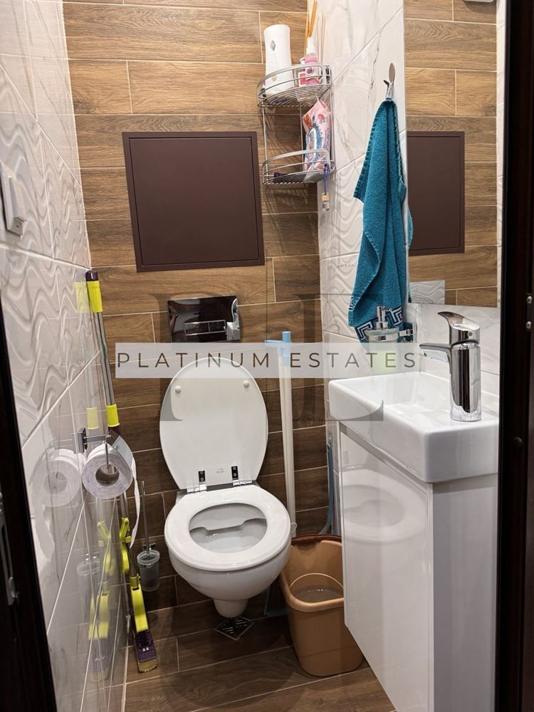 Продава се Тристаен апартамент в София, Обеля 2 - 90 кв.м за 2612 €/кв.м - Снимка #11
