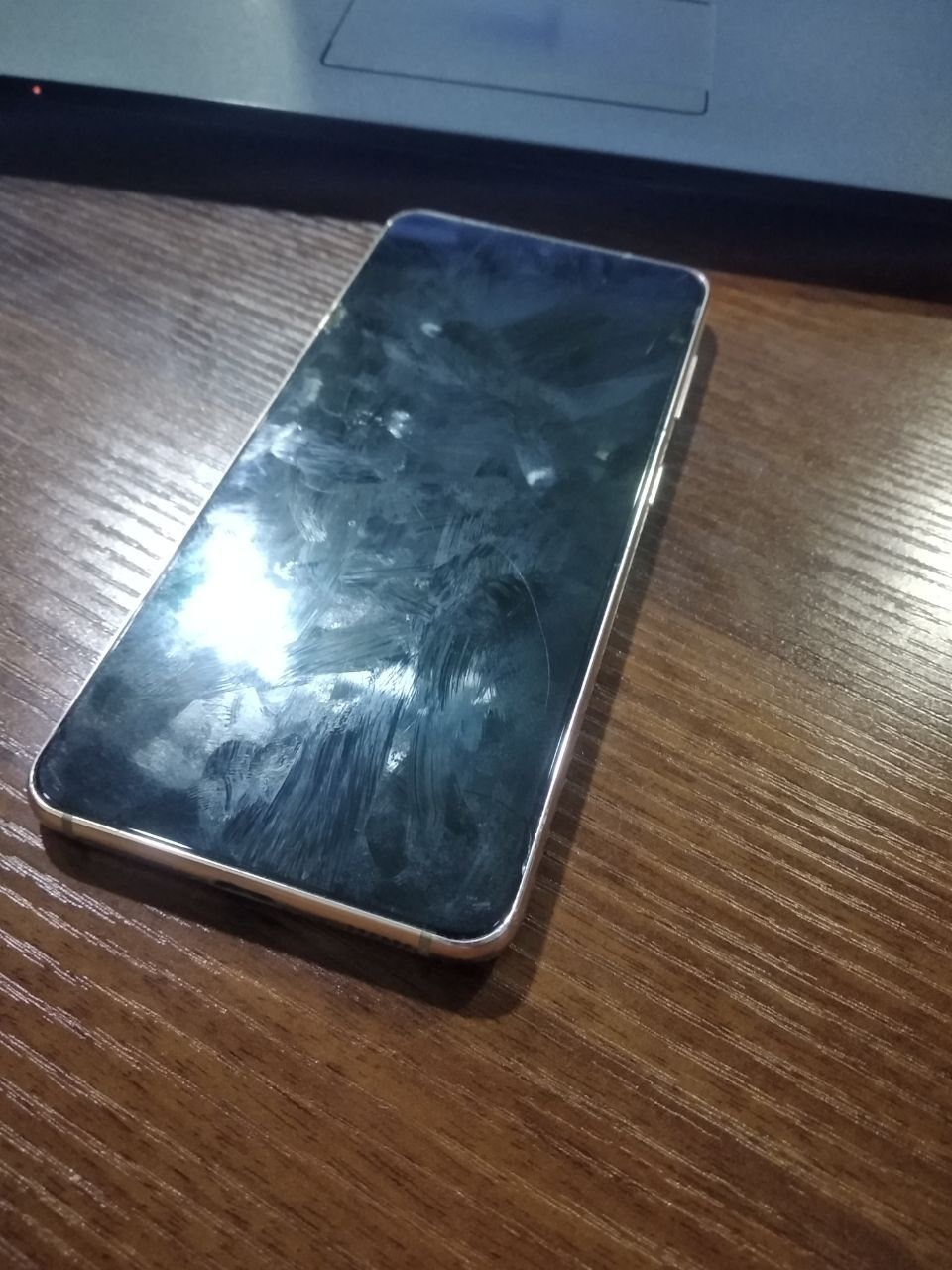 Samsung s 21 5g xolati radnoy ishlashi zor 8+8 256