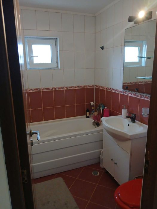 Inchiriere apartament 3 camere
