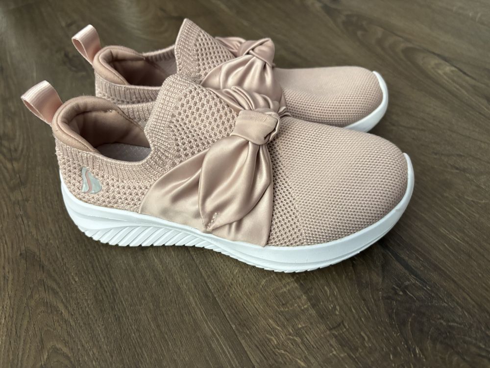 Маратонки за момиче Skechers 32 номер