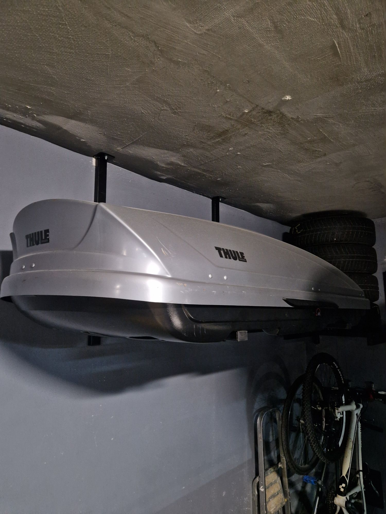 Автобокс Thule motion 800