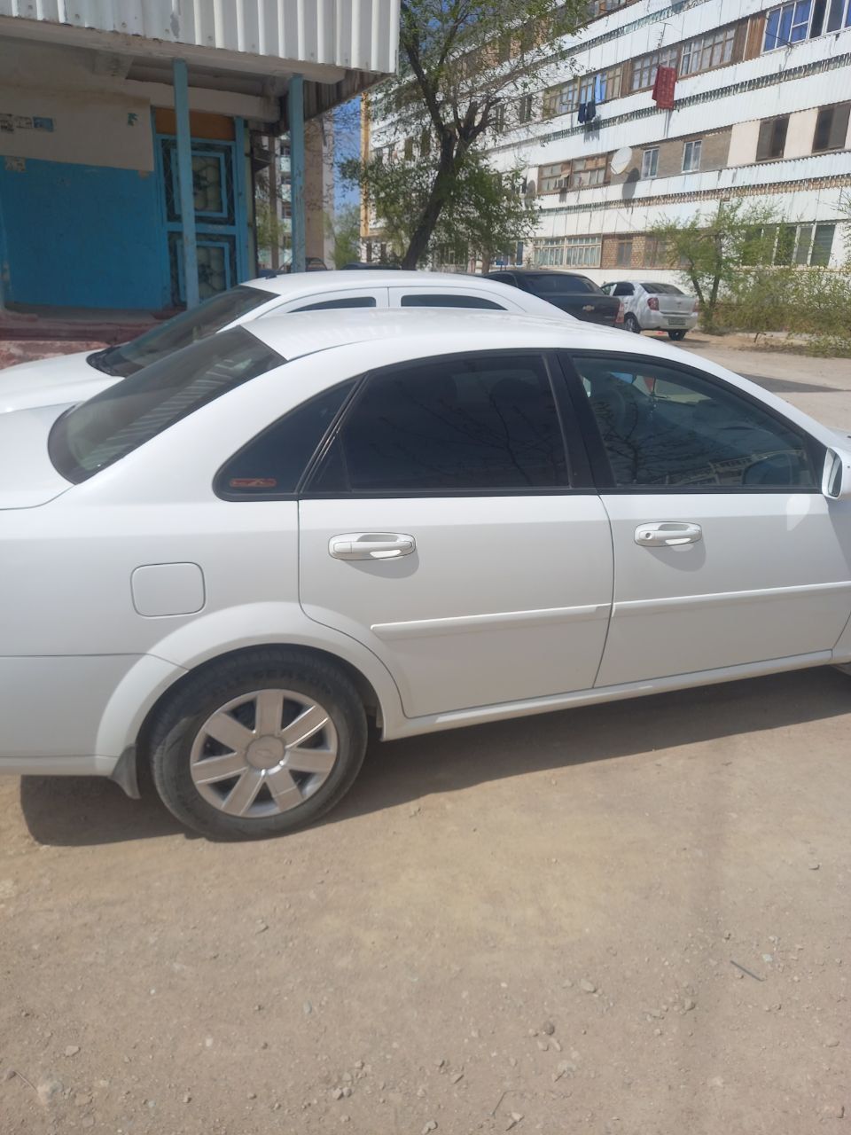 Chevrolet Gentra. Sotiladi yoki yangi Cobaltga almashtiriladi