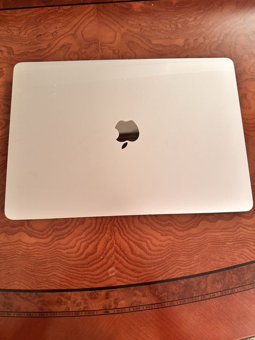 MacBook pro 13, M2 2022 торг