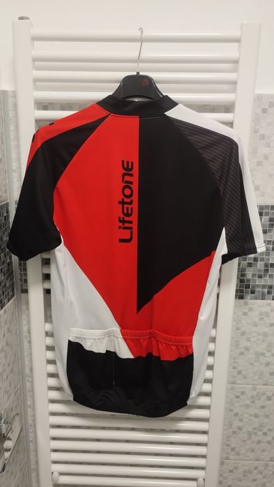 Tricou ciclism, diverse modele